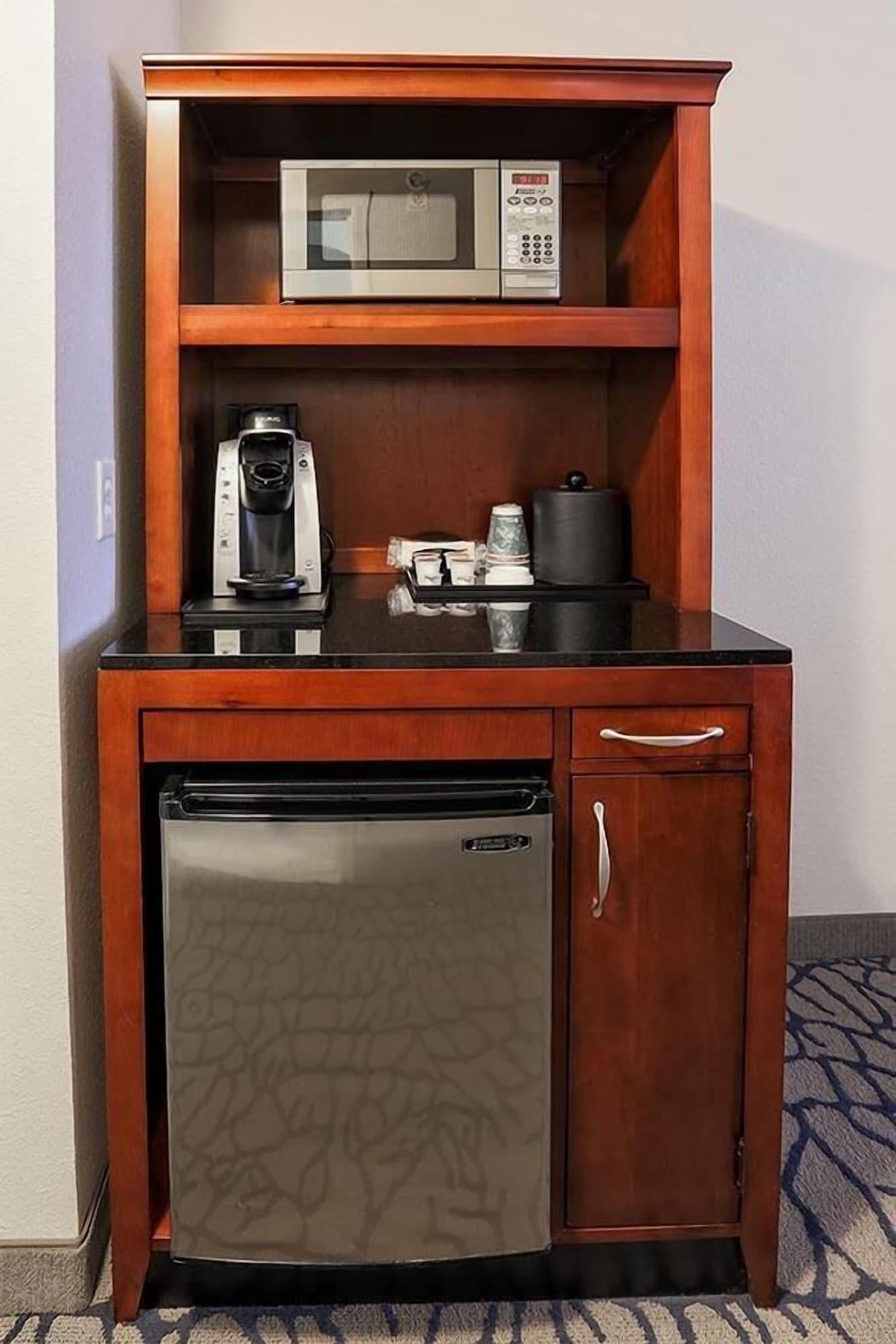 Hilton Garden Inn Addison Dış mekan fotoğraf