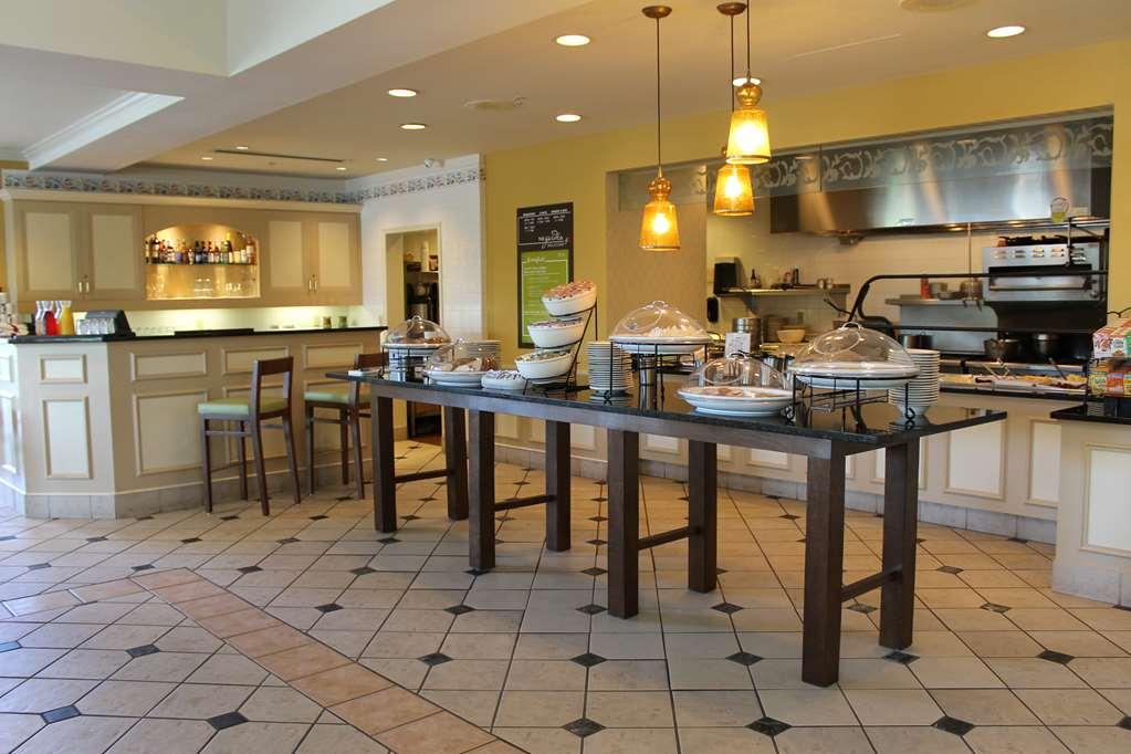 Hilton Garden Inn Addison Dış mekan fotoğraf