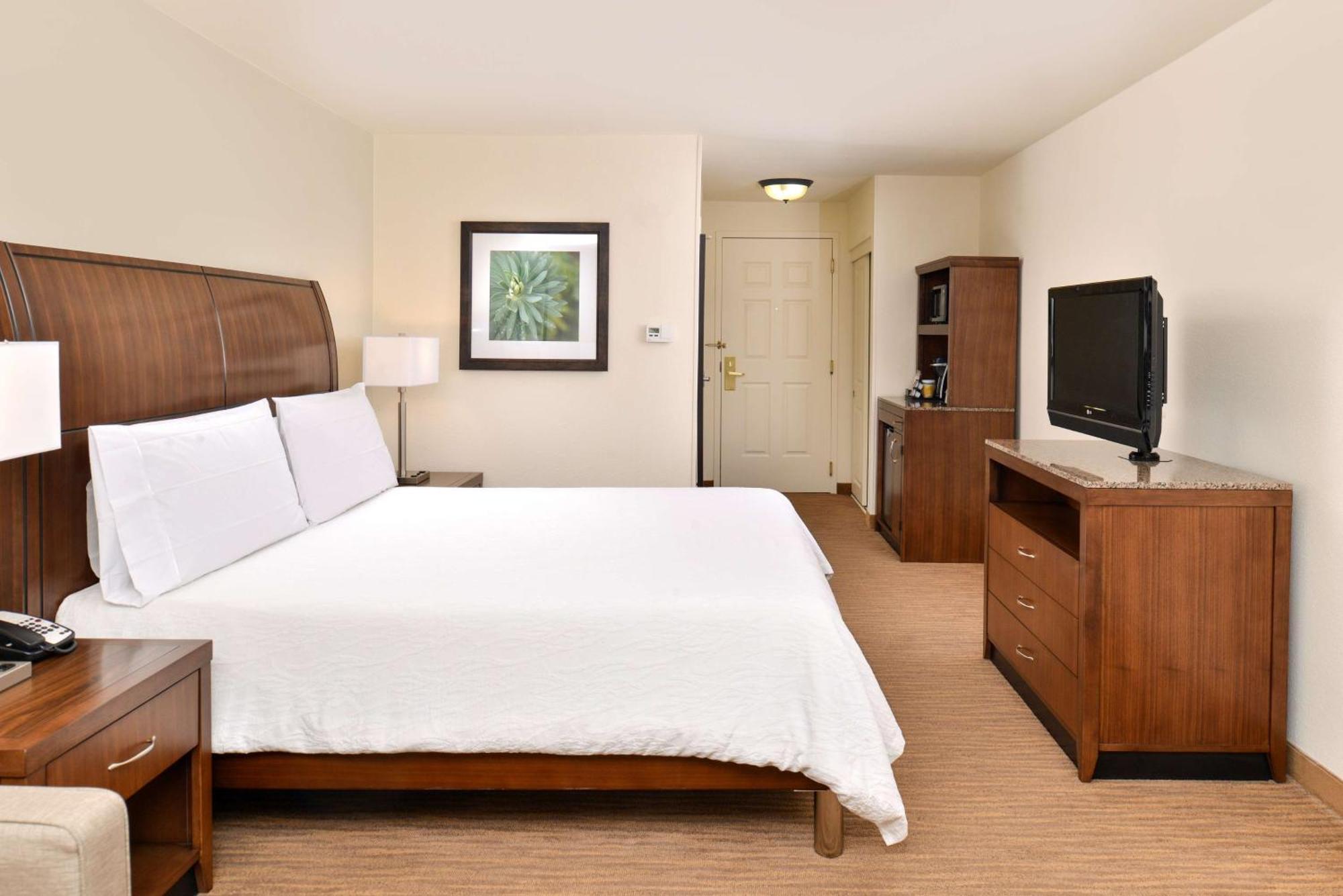 Hilton Garden Inn Addison Dış mekan fotoğraf