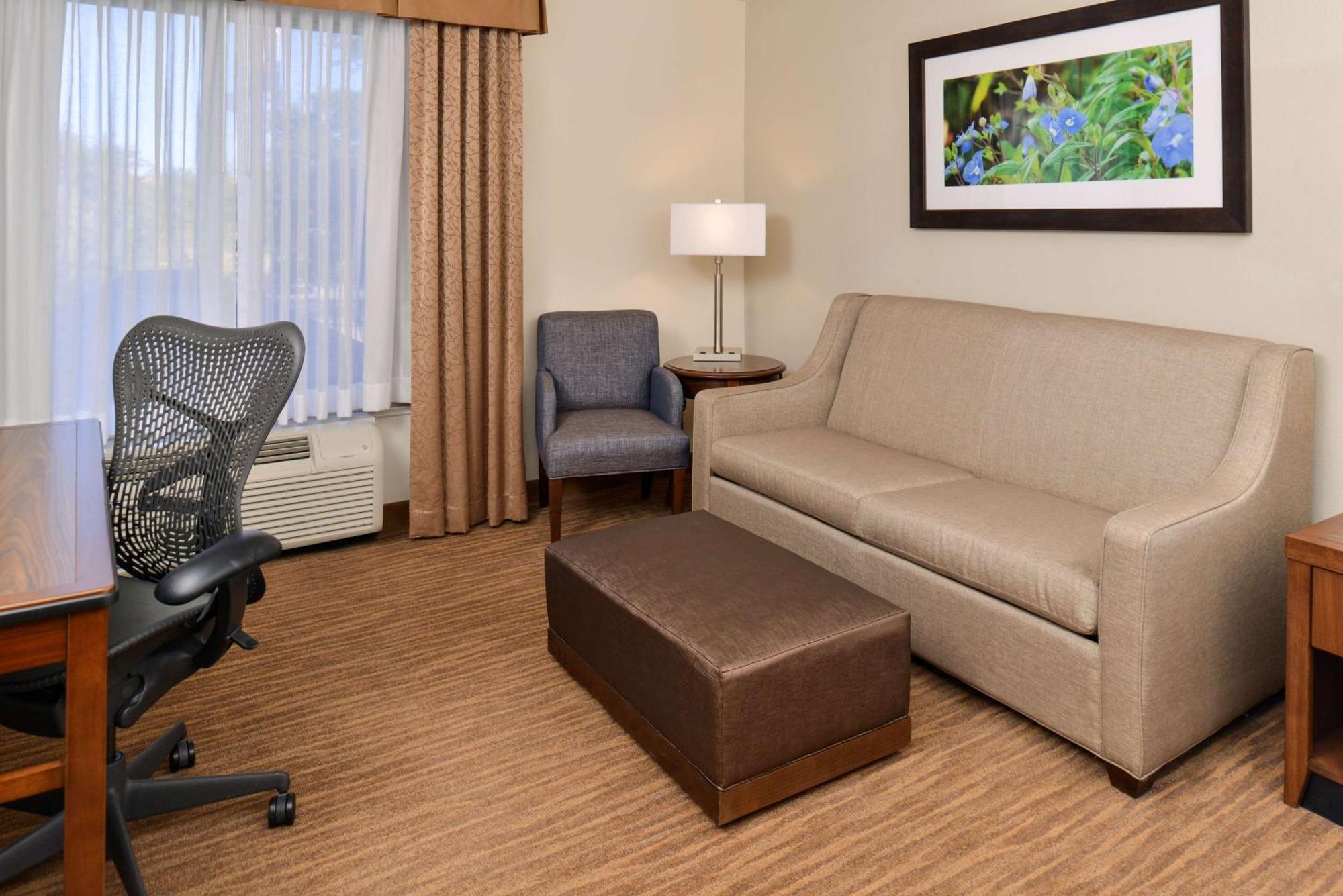 Hilton Garden Inn Addison Dış mekan fotoğraf